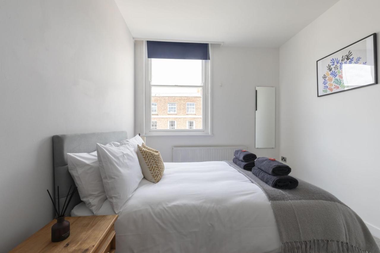 Beautifully Presented Newly Renovated City-Centre Apartment In Cheltenham Exteriör bild